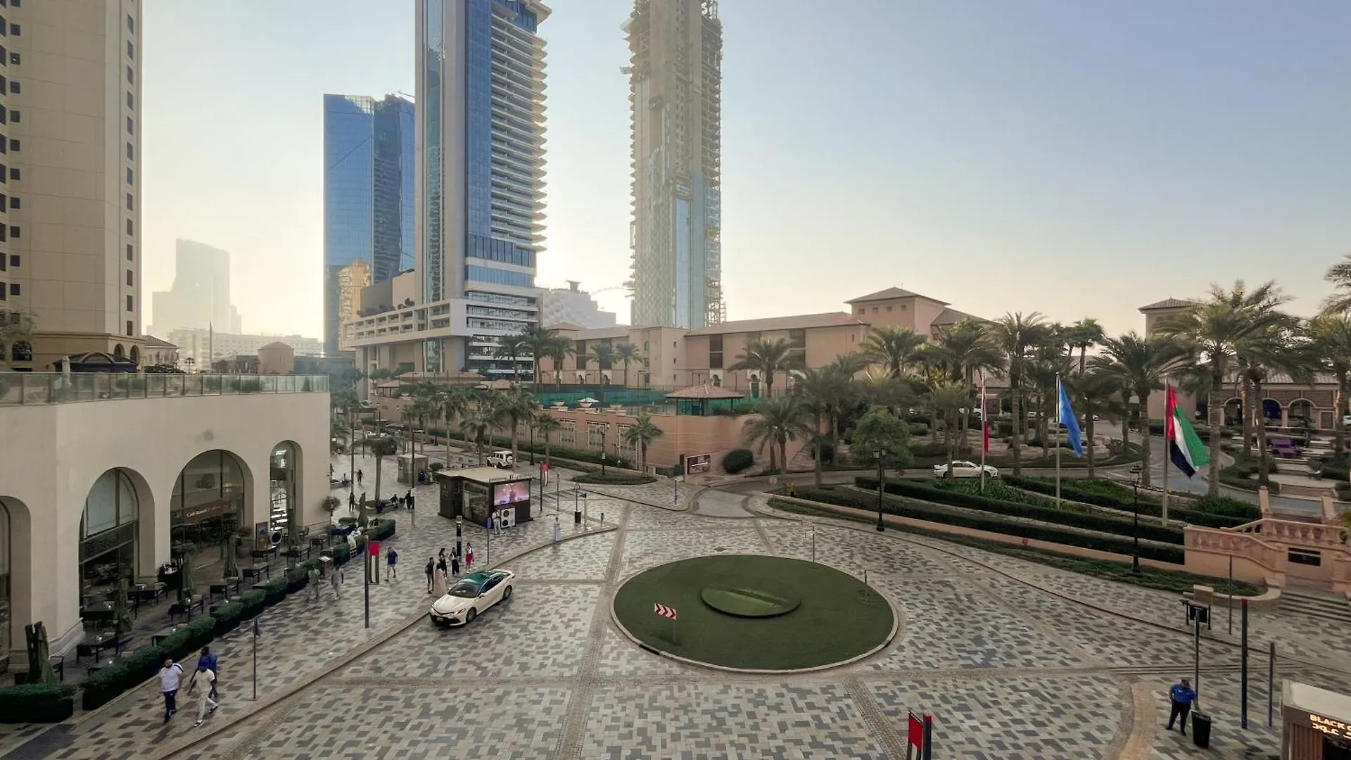 Lux 3Br W Maids Apartment In Jbr Near Top Attractions Dubai 0*,  United Arab Emirates